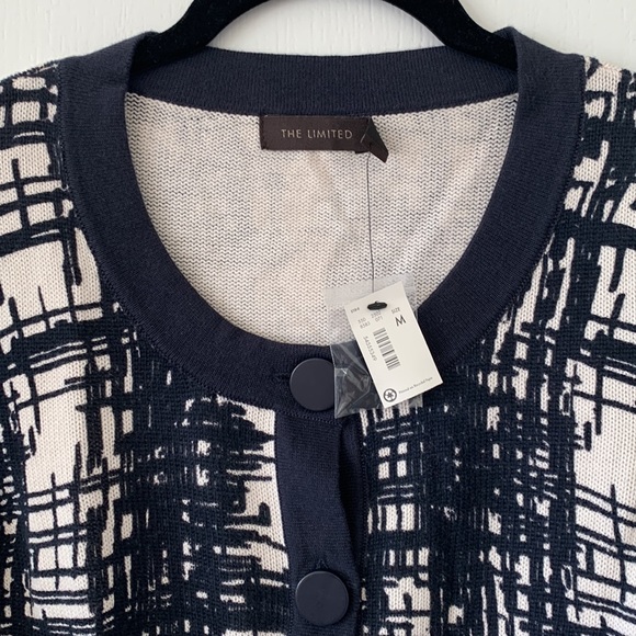NWT THE LIMITED Buttoned Down 3/4 Length Sleeves Knit Cardigan Sweater Size M - Picture 2 of 16